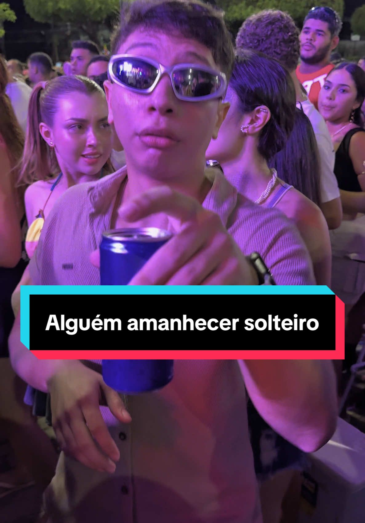 Alguém amanhecer solteiro 😂 #humortiktok #memestiktok #foryoupage #fyp #viralvideos  @Nicolas Gabriel 🇧🇷🇺🇸🇪🇸  @Nicolas Gabriel 🇧🇷🇺🇸🇪🇸  @Nicolas Gabriel 🇧🇷🇺🇸🇪🇸 
