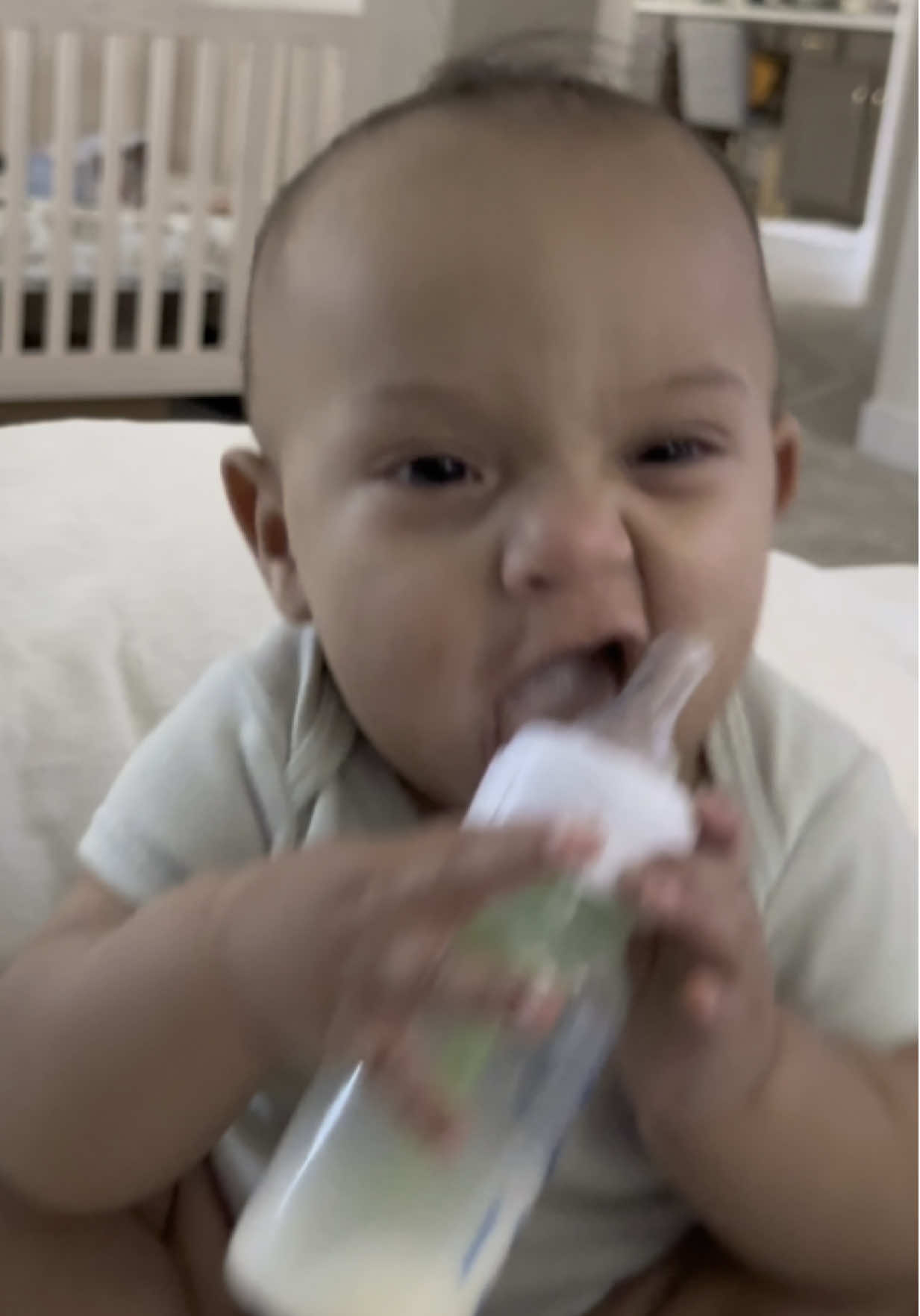 And no he never drank the bottle she pumped what she could and he wasn’t having it 🤦🏽‍♂️😂😂 #zaza #babies 