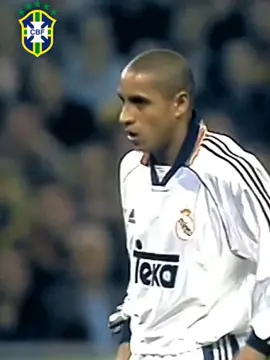 ROBERTO CARLOS 🇧🇷  #robertocarlos #realmadrid #laliga #nationalleague #brasil #brazilian #futebol #futbol #copaamerica #fy #foryou #foryoupage #fifa #football 
