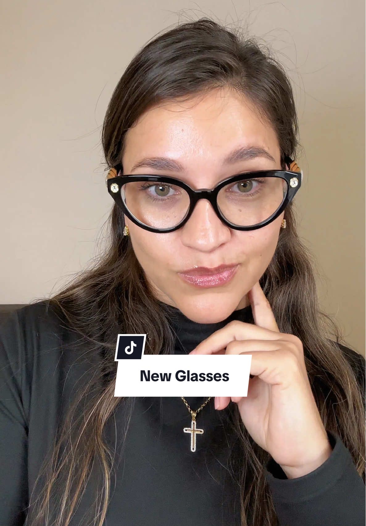 New glasses. Mi experiencia con el examen en E.U. #newglasses #eyewearfashion #stylishframes #fashiontrends #glasses #creatorsearchinsights 
