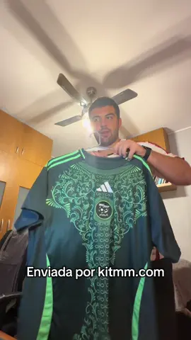 Metimos camiseta suplente de Argelia. Super cultural, la pedirían? #camisetasdefutbol #jerseys #camisetas #foryou #camisetasfutbol #cupcut #tiktok #football #footballtiktok #footballjersey #fyp #footballedit #camisetasthai #camisetaspersonalizadas #camisetaschina #camisas #footballtogether 