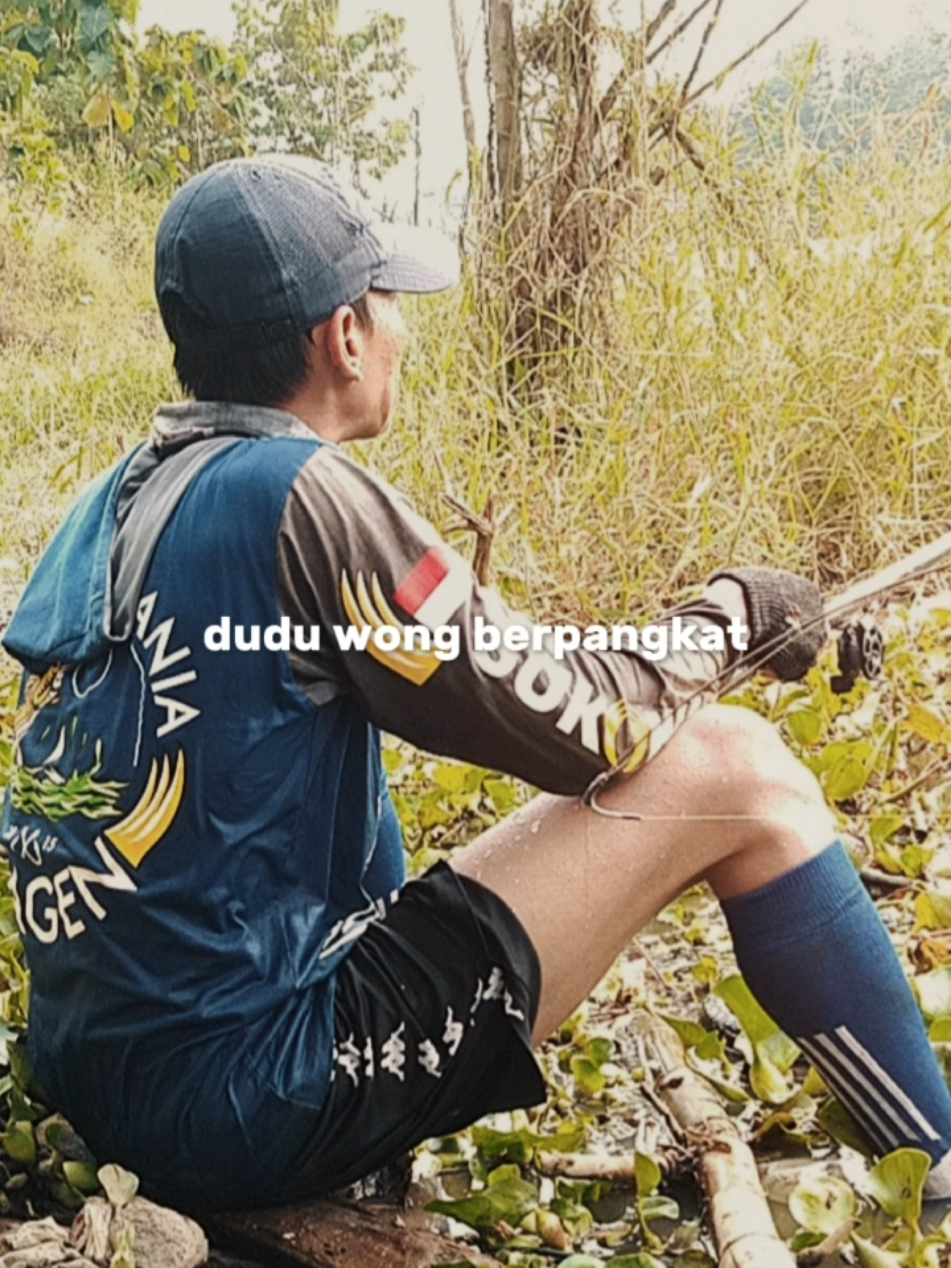 Dunia sangat jahat. #fishing #mancing #mancingliar #lumut #shorts #fyp 