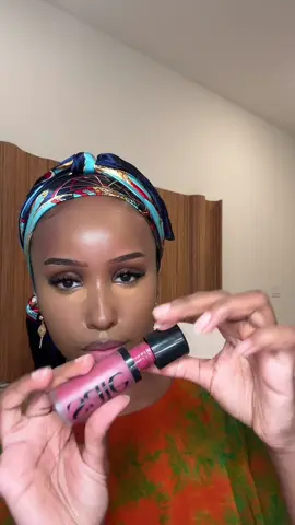 grwm forgot to record the first half :///  Products: @maccosmetics  @Too Faced  @Hourglass Cosmetics  @LAWLESS Beauty  @NARS Cosmetics  @Saie  @Patrick Ta Beauty  @makeupbymario  @Juvia’s Place  @Huda Beauty  @TOPICALS  @MakeUpForEverUSA  @Morphe Cosmetics   #grwm #fy #grwmmakeup #blackgirlmakeup #makeuphacks #beauty 