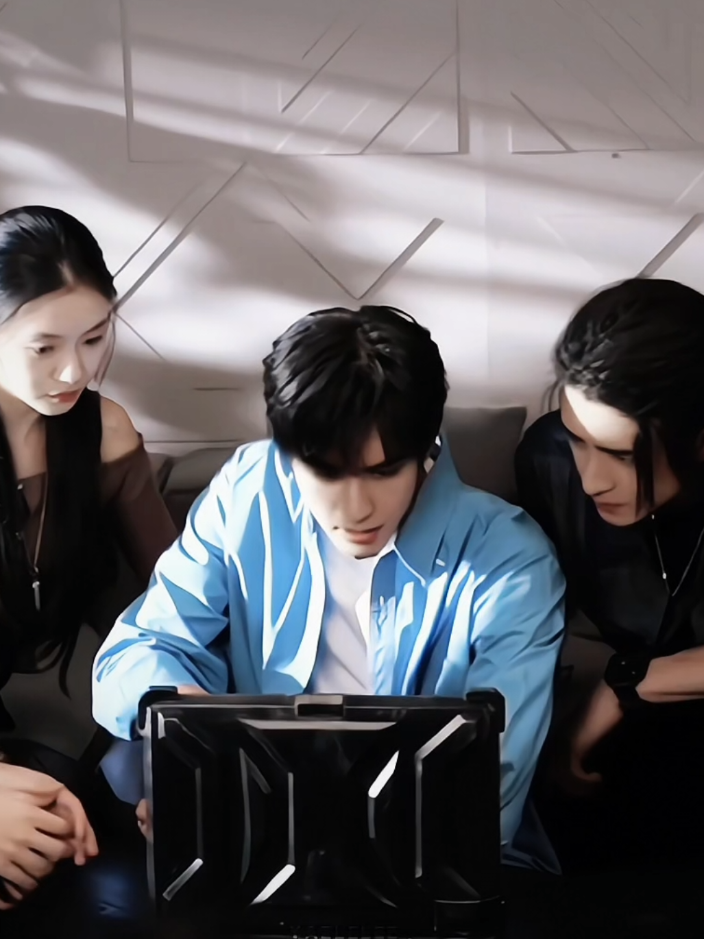 The Seven Relics Of Omen tayang 8 juni guys aaaaa di youku😖😩❤️‍🔥🔥 #七根心简 #thesevenrelicsofomen #liuhaocun #songweilong #aoruipeng #cdrama #yourpage #xuhuong #youkuofficial 