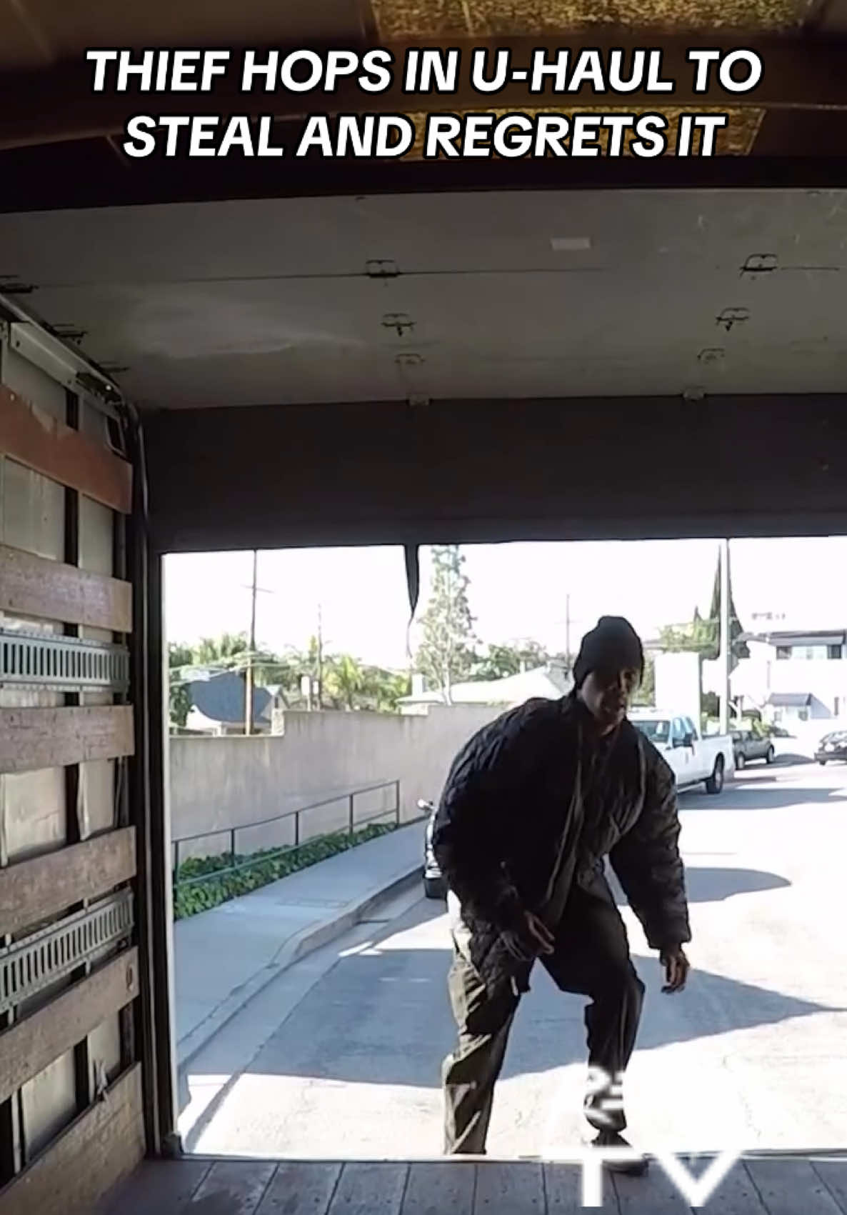 THIEF PANICS AFTER TRYING TO STEAL OUT OF A U-HAUL TRUCK! #foryoupage #fypシ゚viral #fyp #travel #karma #prank #comedy #viral @tiktok creators @Foryoupage 
