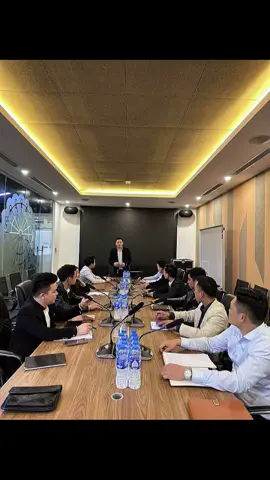 Every meeting is a step closer to the goal📈🤝👔 #businessmeeting #workmode #ceolife #CorporateVibes  #meetingsthatmatter #strategysession #leadershipgoals #teamwork  #entrepreneurlife #fyp #foryou #viral #tiktok 