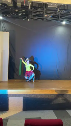 Video Pembelajaran tari Ketuk Tilu Raehan Lagu Songler  @iki boleng @tabat koreografi tari Dr. Agus Budiman, M.Pd. Prodi Pendidikan Seni Tari FPSD UPI Talent @gita @rifky_padilla 
