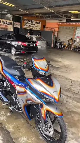 FEEDBACK MASUK LAGI GUYSS! TITANIUM Y16ZR🔥🔥  Design Titanium Exciter boleh design di motor Y15,Y16,LC,NVX,RS & RSX.. Siapa yang berminat nak buat design ni boleh DM sekrang klik link di bio TikTok kami🔗 #y15zvietnam #y15zr #y16 #y16zr #y16zrmalaysia #coversetmurah #y16zrvietnam #lc135malaysia #coversetcustomy15zr #y16zr #madnessrepublic #lc135 #LCV8 #lcv8 #y15zrmalaysia #airbrush #airbrushcustom #rsx150malaysia #rs150malaysia_official #lc135malaysia #titanium 