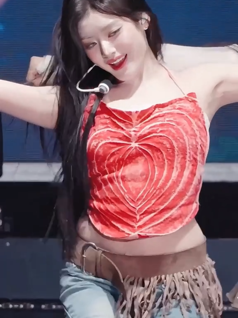 #FIFTYFIFTY #ATHENA #FIFTYFIFTYATHENA #IDOL #SOUTHKOREA #philippines #MEXICO #JAPAN #USA #TODAY #tokyo #FANCAM #FACECAM #K_POP #KPOP #DANCESTREET #GIRLGROUP @blackswan__official #blackswanfatou #BlackSwan #ILikeItHot