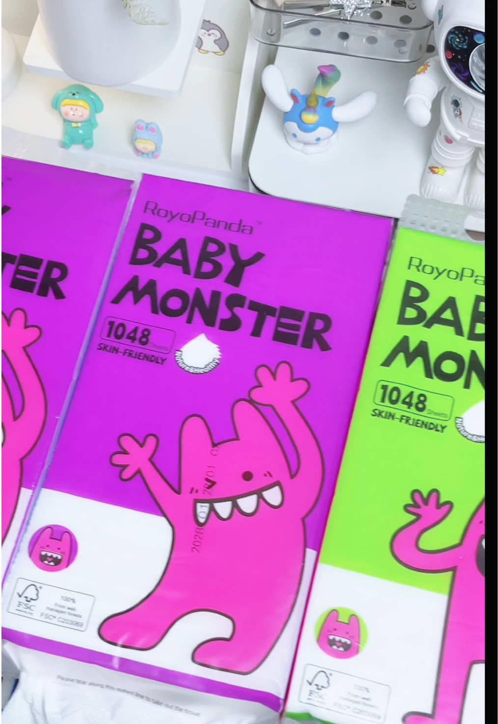 Khăn giấy treo tường baby monster siu tiện nha#unboxing #unbox #xiangreview #fyp #xuhuong #babymonster #khangiayroyopanda #khangiaytreotuong 