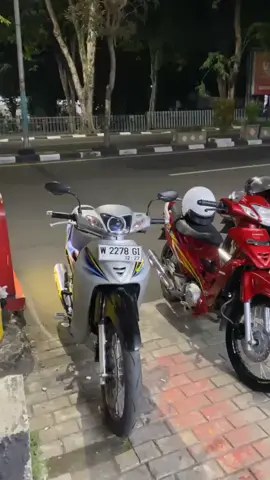 oke jii  #hondakarisma125 #hondakirana125 #fyp #CapCut #gresik24jam #kpw #kph 