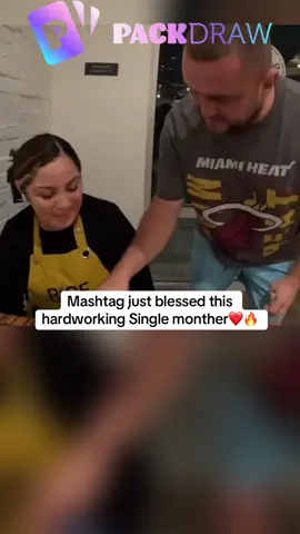 We made the right guy famous he even gave her a second spin ❤️ #kickstreaming #mashtagbrady 