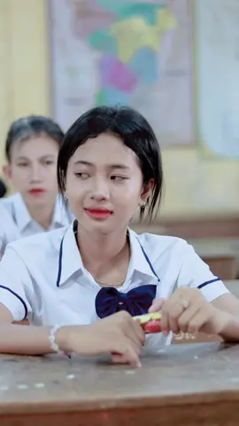 I Wait Eat Together,,, I won't let you look down on you.  #schooldrama #viralvideo #seavHor 
