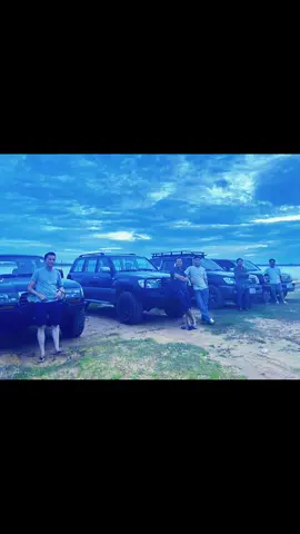 តិនតិន