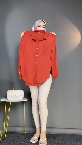 kemeja super adem bisa buat kemana aja nih bestiii😍 wajib punya yah🥰🫶🏻#outfitsimple #kemejawanita #kemejarayon #fyp 