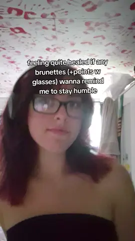 pimping myself out tbh #07 #bi #17 #brunette #glasses #relatable 