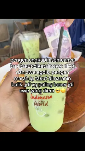 pendam semuanya sendiri it adalah hal terbaik#fyp #page #4u #quotestory 