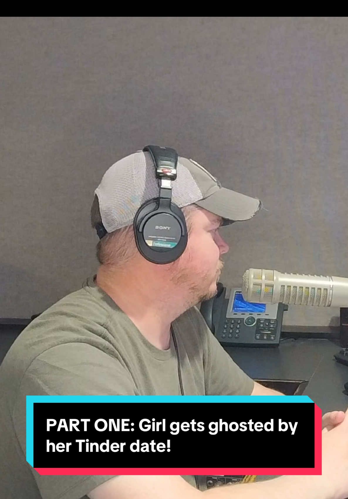 PART ONE: Girl gets ghosted by her Tinder date! #kiss957 #iheartradio #courtneyandkitm #waroftheroses #cheating #datingadvice #connecticut #singlelife #boyfriend #radio #cheater #single #seconddateupdate #funny #tinder @iHeartRadio @DjCourtney @walmartjeff @Savannah 