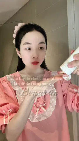 Tẩy da chết cho da mặt - 1 bước rất quan trọng trong routine hàng tuần của tui #chamsocdamat #taydachetdamat #beuscrub #taydachetbeuscrub #skincaredaily #lanbeeyoung #cosmetics 