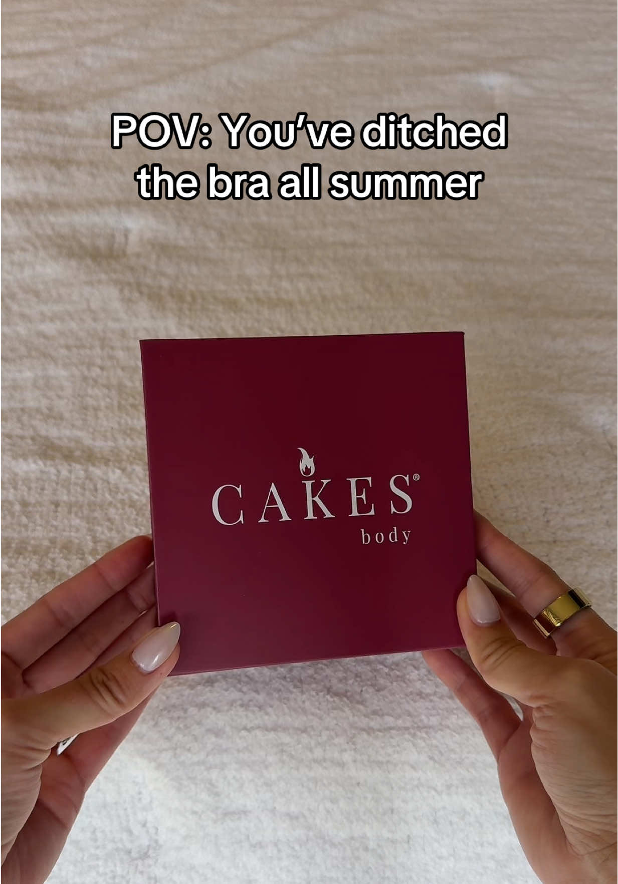 Bra free summer! #cakesbody #stickycakes #brafree 