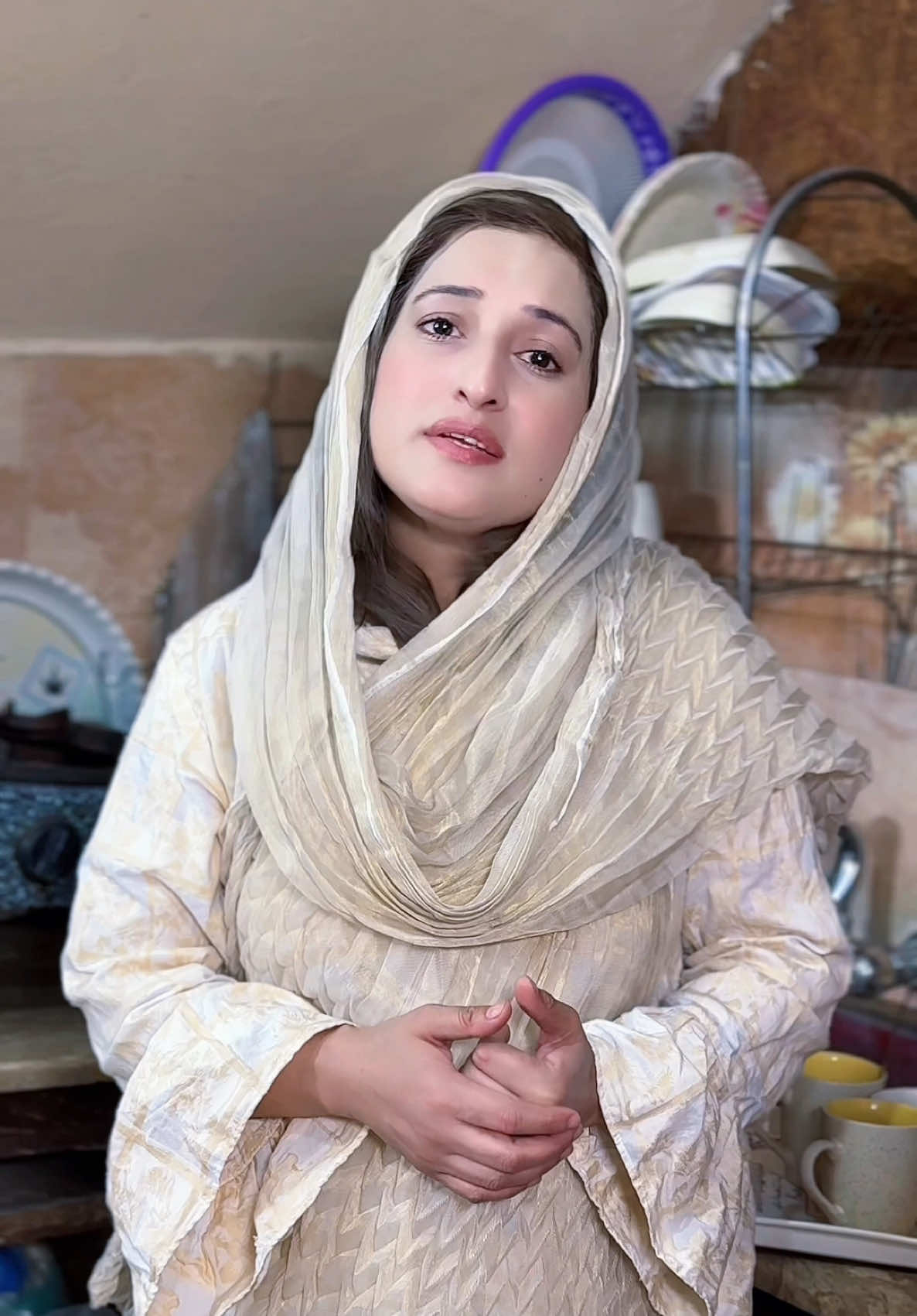 Bahoo or Beti main faraq kun 