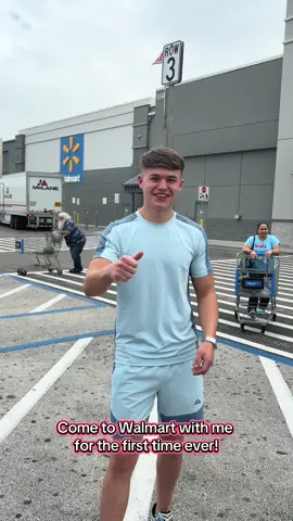 Different type of content🇺🇸#walmart #vacation #firsttimeinamerica #walmarthaul #haul #americansweets #fyp #foryou #scottish #scottishinamerica #walmartfinds #funny #viral 