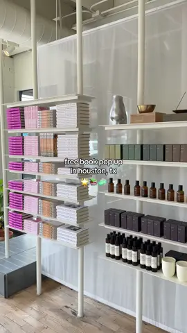 New pop-up library in Houston, TX 🌟  @Aesop just launched their first ever Queer Library in Houston, a collaboration with the @ACLU to support queer literature and authors.  Here’s everything you can get: 🌟 1 complimentary book 🌟 1 bookmark with their signature scents 🌟 take-home samples  🌟 free snacks  🌟 free water   🗓️ Only available June 4th - June 8th while supplies last 📍Aēsop Montrose 1665 Westheimer Rd #thingstodoinhouston #houston #htx #explorehouston #houstonlibrary #aesop 