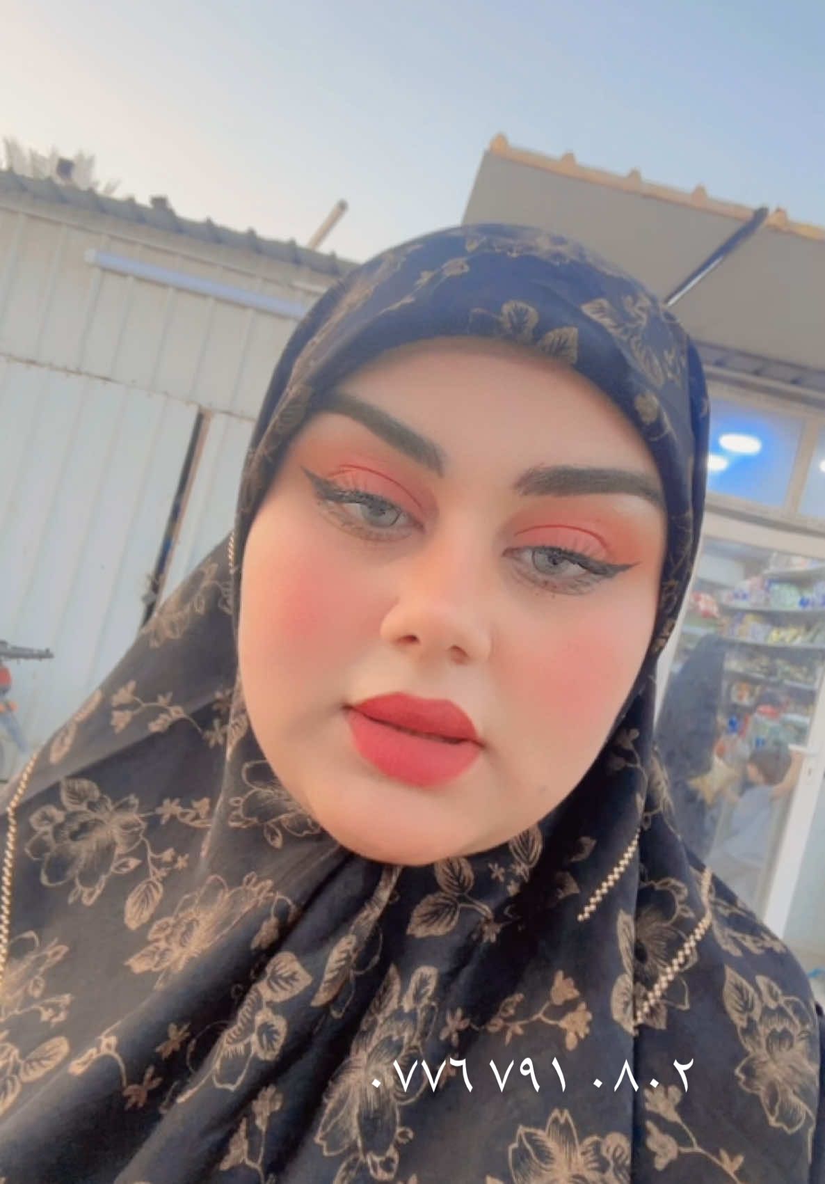 كنطرت السلام عمود 34 قرب حلويات النابلسي خلف مجمع البحر عن الشارع العام يبعد ٧٥متر ركن البيت شارع ١٠ متر الرئيسي الوجه 12ونص في 48 مساحت البيت ٦٠٠ متر الحديقه ٣٠٠ والبيت ٣٠٠ يتكون من ستقبال صلات ٢ مطبخ حار بارد  عدد الغرف الرضيه ٢ مساحه الغرف الرحده ٥في ٥ من ضمنهم اكو غرفه بيه سوت كام. الطابق الثاني ٤ غرف وصلات ٢ مع صحيات  الستقبال ٤ونص في ٩ #اكسبلور #لايك #تعليق  #كومنت ‭٠٧٧٦ ٧٩١ ٠٨٠٢‬