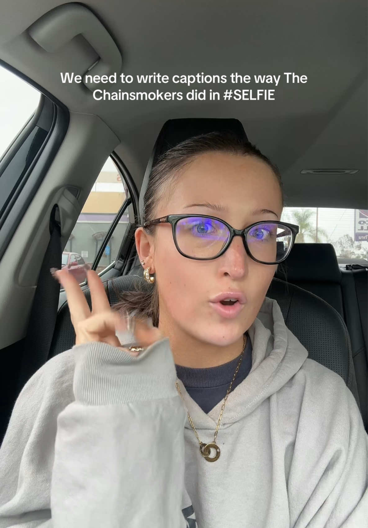 I might honestly make another video on this song because there’s so much to breakdown here #selfie #songofthesummer #letmetakeaselfie 