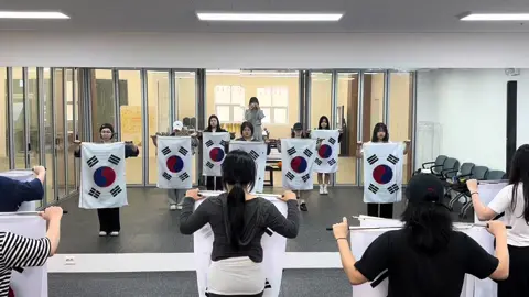현충일 기념 #추천 #fyp #07 #08 #09 #고등학교 #군산 #댄스부 #댄스팀 #korea #연습영상 #태극기 #치어리딩 #현충일 