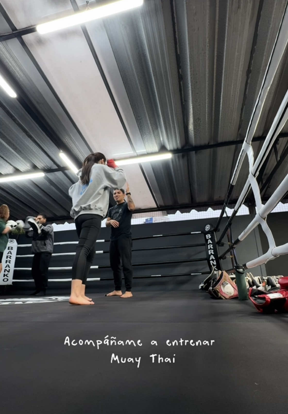 3 años en este deporte y sin duda la mejor decisión 🤍 @Barranko Muaythai  btw es mi hobby, aún me falta mejorar un poco en la técnica #fyyyyyyyyyyyyyyyy #paratiiiiiiiiiiiiiiiiiiiiii #fyyy #fypppppppppppppp #fyppp #foruyou #foruyou #muaythai #muaythaitraining #muaythaigirl #gaelabarraza #fyyyy #paratii 