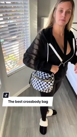 Grab that perfect crossbody bag today while it’s on sale!!! #crossbody #crossbodybag  #purse #sale #bag #perfectbag #viral #viralbag #viralpurse #tiktokshop 