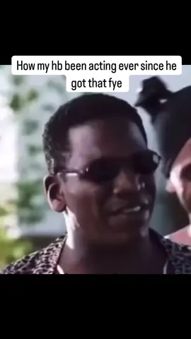 Shot his big ass 😭😭😭😭 #nextfriday  #fypシ  #viral #deebo #uncleelroy #funnyvideo 
