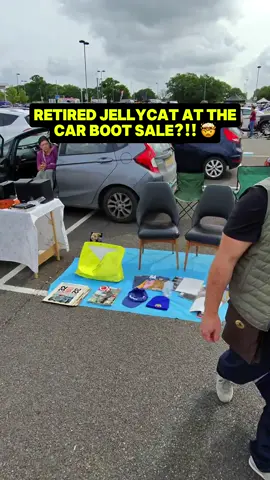 Retired jellycat!!  #Carboot #carbootsale #carbootfind #carbootfinds #carbooting #fleamarket #yardsale #garagesale #thrifting #thrift #thriftshopfinds #thriftshop #charityshop #charityshopfind 