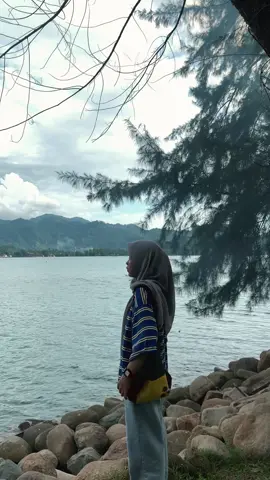 🕊️🪞