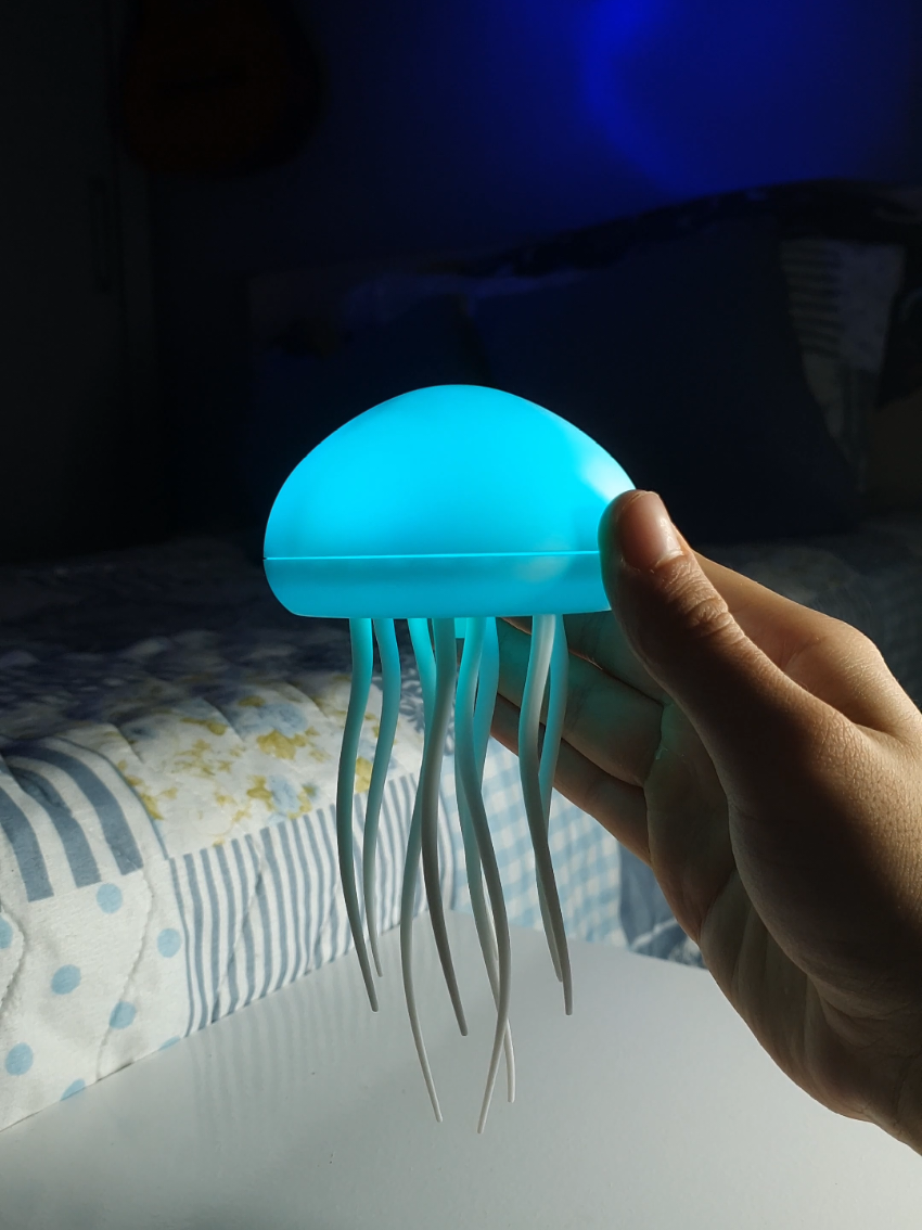 Alguém sabe pra onde ela foi? 😭🪼 #aguaviva #jellyfish #lamp #luminaria #aesthetic #roomdecor #fyp 