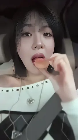 Eating fancam🫶🏻💗 -ortalamam 83 olmus #keşfet #fyp 