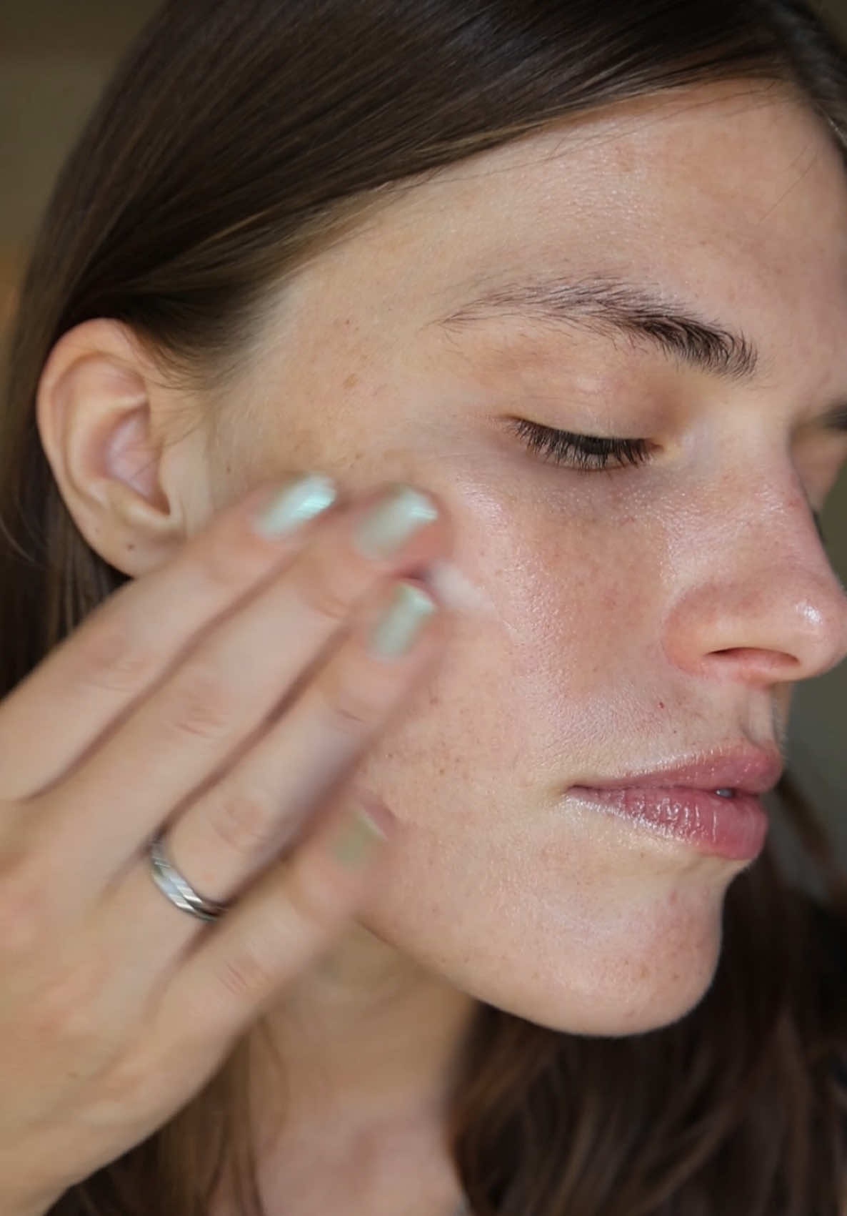 My go-to retinol for my sensitive skin 💙 @LilyAnaNaturals @LilyAna Naturals #asmr #asmrtok #lilyanapartner #amazonfinds #ad 