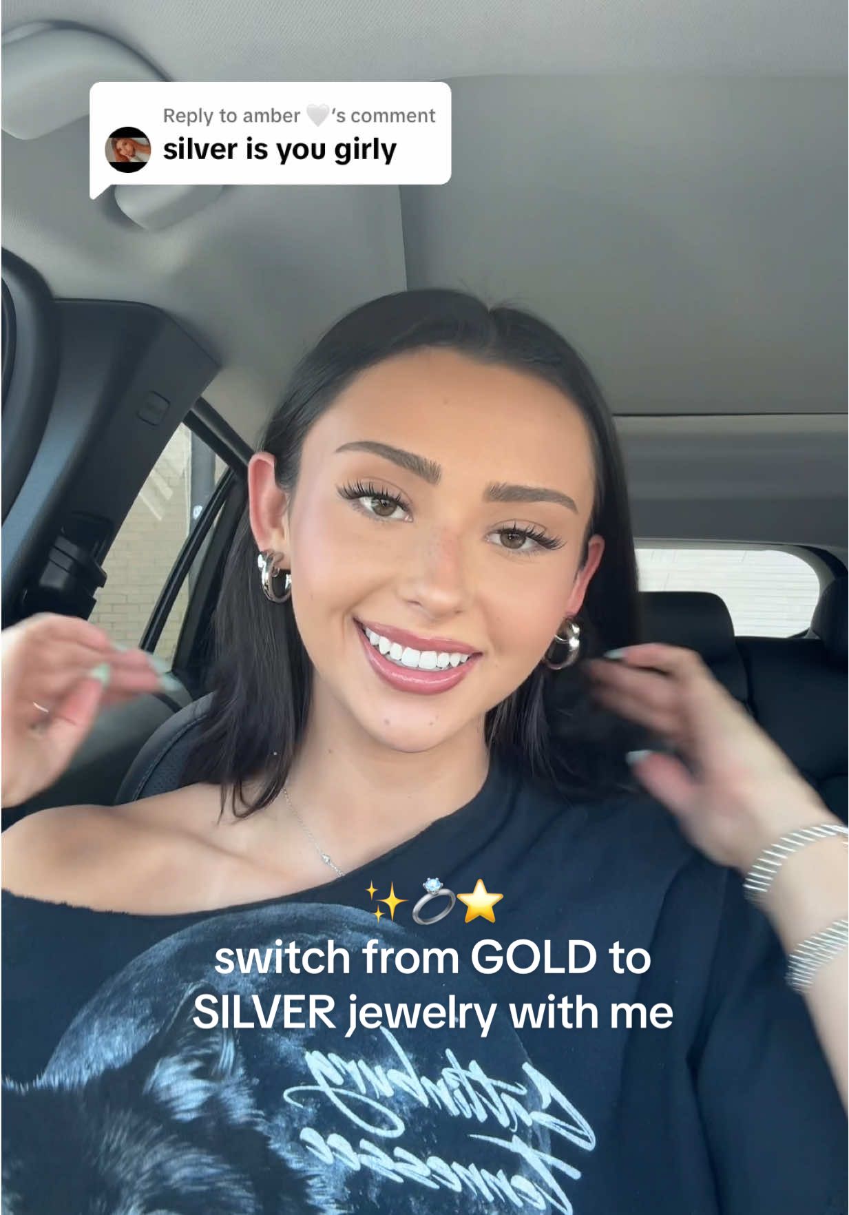 Replying to @amber 🤍 switching from gold to silver jewelry ✨💍 pls lmk what you think…. I kinda love it.  #silverjewelry #jewelrytour #jewelry @PAVOI 