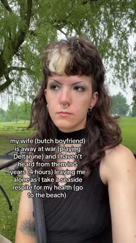 #queertiktok #nonbinarytiktok #gothic #lgbt 