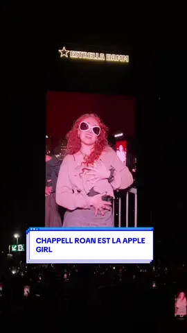 OMG FUCKING CHAPPELL ROAN WTF ????  #apple #brat #chappell #chappellroan #charlixcx #primaverasound #sweat @Primavera Sound @Pull&Bear 