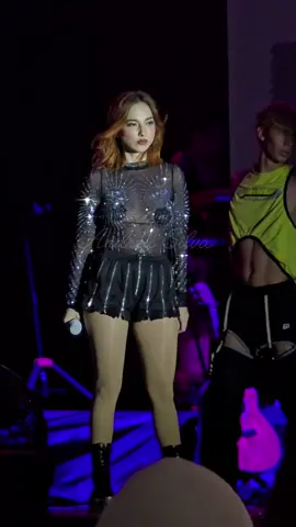 Valiente.- Paty Cantu  @Paty Cantú #fyp #parati #concierto #patycantu #valiente 