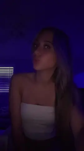 draftt🤩 #im18tiktok⚠️ #18 #fyp #fakebody #foryoupage #viral #lipsync 