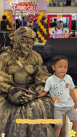 The copper man scared baby #scareprank #scarecam #scary #scared #funny #funnyprank #foryour #prank #fyp #tiktok #funnyvideos #bushman #baby 
