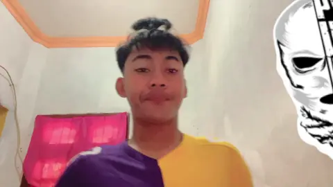 aaa lucuuu bangett gakuat😖🫵 #dance #viralvideo #kiyowo #cowok #dapa #danceviral #fypシ゚ #fyp #fypage #masukberandafyp #fypppppppppppppp #fyppppppppppppppppppppppp #foryou #zyxcba #lucubanget 