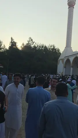 عید مبارک tiktok family ❤️❤️#fyp #standwithkashmir #foryoupage #team07 #tiktok #1millionaudition #views #foryoupage 