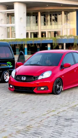 FOR SALE ‼️ Brio e satya 2016 (Manual) KM 80rb  Surat komplit pajak jalan kunci dobel ( BPKB STNK MANUAL BOOK ) Ready Unit terawat , segel  Bebas laka / banjir  Velg rpf sbc ban sx2  Up side skirt brio RS  Bemper depan up mobilio type E  Knalpot fullsett Alpino ( ori ada )  Shock custom ( ori ada )  Mesin standart pabrik cuma Remap ECU ( bratatak ) Lower bar Blackworks Tachometer defi 7  Mobil sehat tinggal pakai 115 nego  WA 082135530714. #jual #brio #briomodifikasi #TikTokAwardsID 