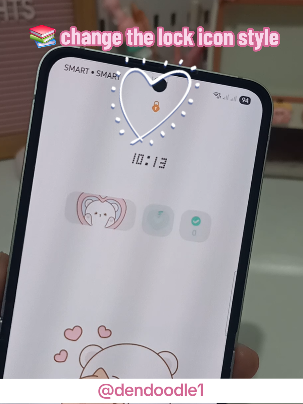 📚 Samsung tip: How to change the lock icon style and color on your Samsung phone's lock screen #samsung #samsungtips #lockscreen #zflip #zflip6 #customized 