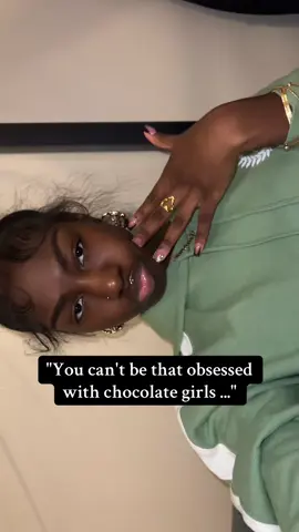 YES i can !! 💞🍫😍 #foryoupage #fyp #chocolategirls #darkskingirls #chocolatequeen  #darkskinnedgirls #blackgirls #blackgirlmagic #appreciationpost #yesyoucan #viral #yesican #4u #foru #queens #melanin #melanated #xyzbca #mytype #darkskin #darkskinwomen #beautiful #prettygirls #gorgeous 