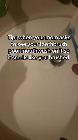 she usually falls for it #trick #tip #hack #fyp #lol #mom #funny 